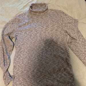 Men’s turtleneck. Abercrombie.
